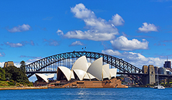 オーストラリア シドニーオペラハウスとハーバーブリッジ