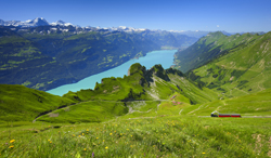 スイス ブリエンツ・ロートホルンと登山鉄道